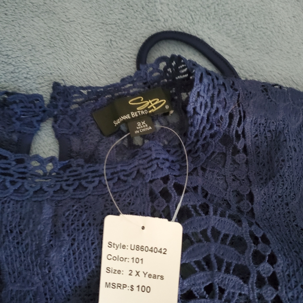 Dress - Picture 2 of 8